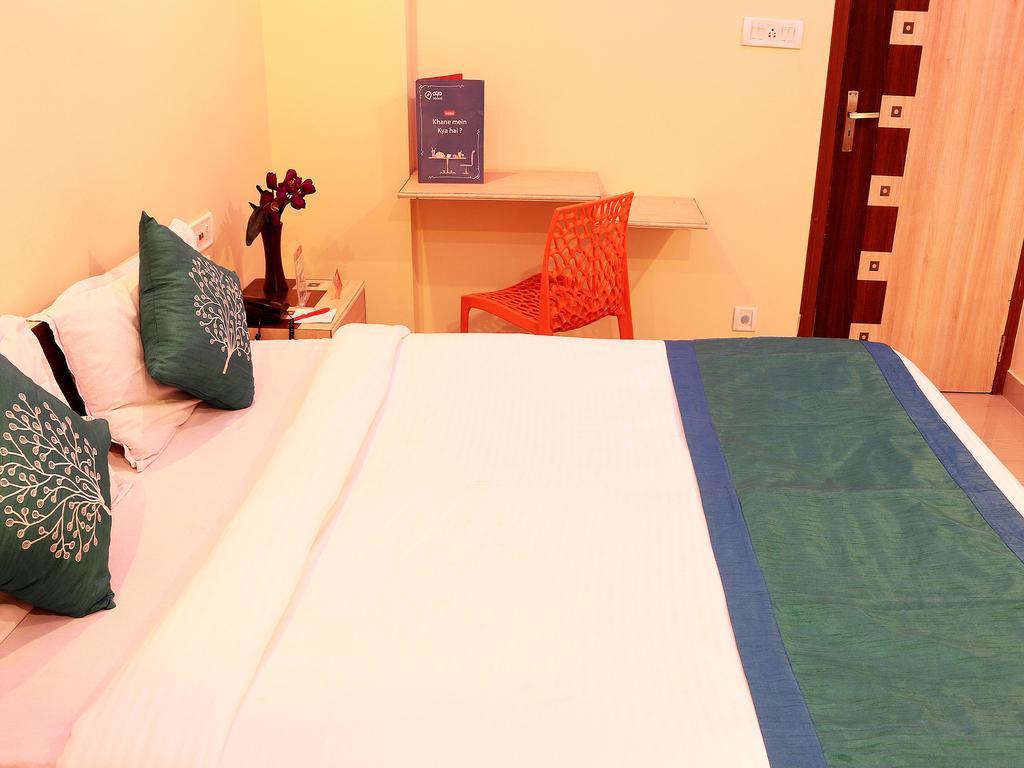 Oyo 1348 Hotel Zaika Inn Haora Ngoại thất bức ảnh