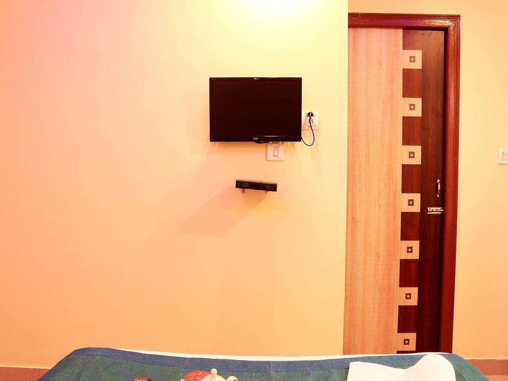 Oyo 1348 Hotel Zaika Inn Haora Ngoại thất bức ảnh