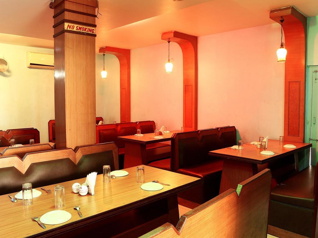 Oyo 1348 Hotel Zaika Inn Haora Ngoại thất bức ảnh
